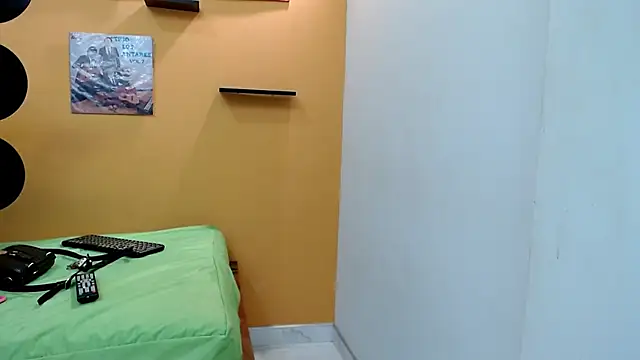 skinnyverus18 online show from February 20, 2026, 6:21 pm