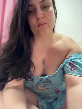 Luna Velvet s2 online show from May 29, 2026, 4:40 am