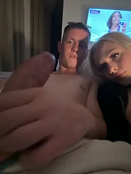 Snapshot of DaryaDoll chatting on September 21, 2025, 7:30 pm DaryaDoll online show from September 21, 2025, 7:30 pm