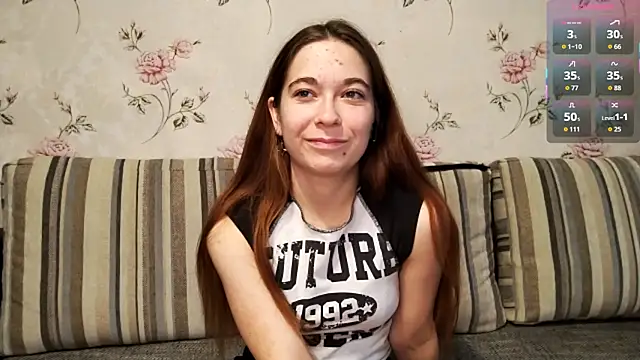 Snapshot of KissKarina chatting on October 11, 2025, 1:56 pm KissKarina online show from October 11, 2025, 1:56 pm