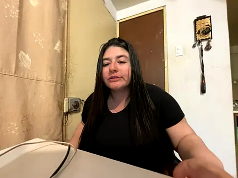 Snapshot of Tukatita69 chatting on December 2, 2025, 2:12 am Tukatita69 online show from December 2, 2025, 2:12 am