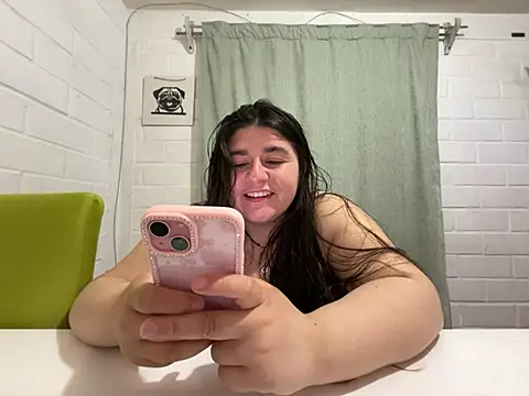 Snapshot of Tukatita69 chatting on February 27, 2026, 3:29 am Tukatita69 online show from February 27, 2026, 3:29 am