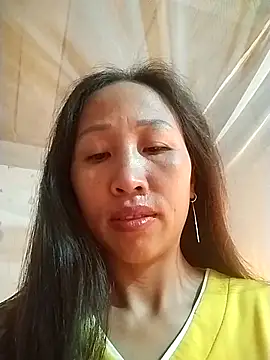 cute love00 online show from November 17, 2025, 9:41 pm