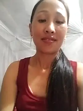 Snapshot of cute_love00 chatting on September 12, 2025, 6:35 am cute love00 online show from September 12, 2025, 6:35 am