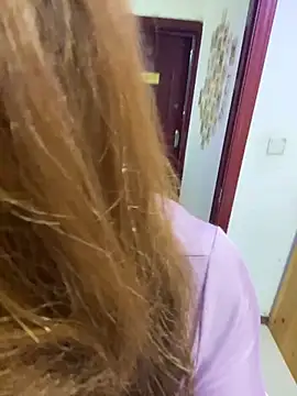 jiajia1060 online show from April 14, 2026, 3:33 am