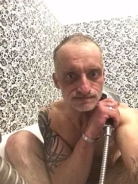 pepis117 online show from April 13, 2026, 8:24 pm