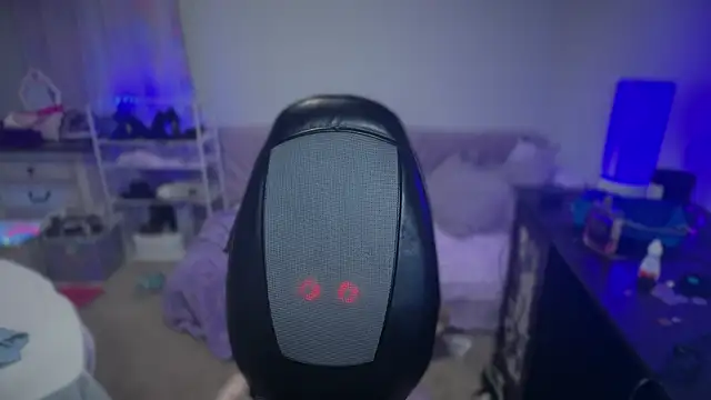 bbgurlnickii online show from November 16, 2025, 3:22 am