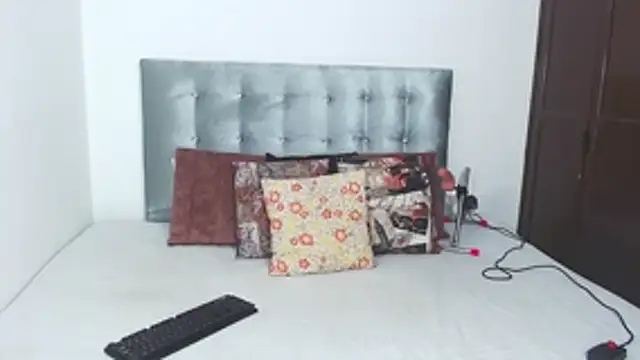 DaiishaWolf online show from October 31, 2025, 11:40 am