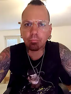 Snapshot of Premium-Jogurt chatting on November 15, 2025, 3:16 pm Premium-Jogurt online show from November 15, 2025, 3:16 pm