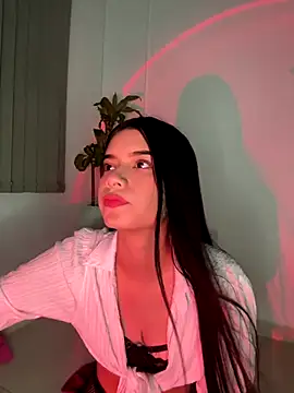 giasteele online show from October 9, 2025, 1:39 am