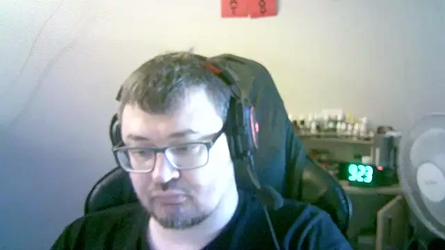 SirAbuser online show from February 13, 2026, 6:24 am