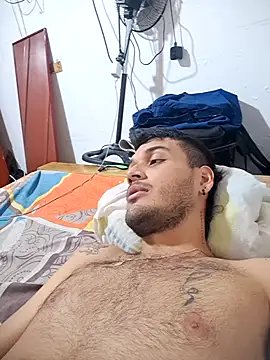 JuceAn14 online show from October 31, 2025, 4:53 am