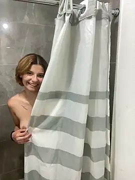 skay sexart online show from October 1, 2025, 1:22 am