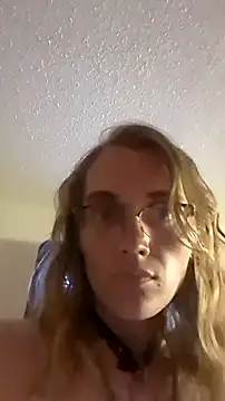 Snapshot of BlondeyMiyMiy chatting on September 25, 2025, 10:10 am BlondeyMiyMiy online show from September 25, 2025, 10:10 am