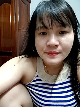  Babyrose  online show from October 27, 2025, 3:35 pm