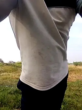 dolphiinn online show from February 15, 2026, 11:09 am