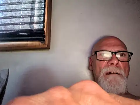 Snapshot of Deepinallthe chatting on May 20, 2026, 12:57 pm Deepinallthe online show from May 20, 2026, 12:57 pm