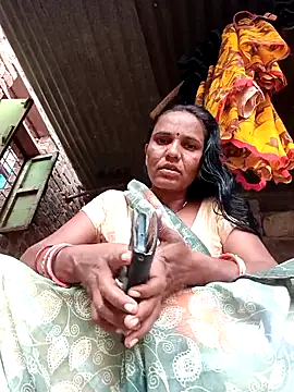 Pinky12A online show from October 2, 2025, 9:12 am