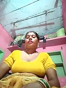 Snapshot of sanjna_sharmaa chatting on September 18, 2025, 3:04 pm sanjna sharmaa online show from September 18, 2025, 3:04 pm