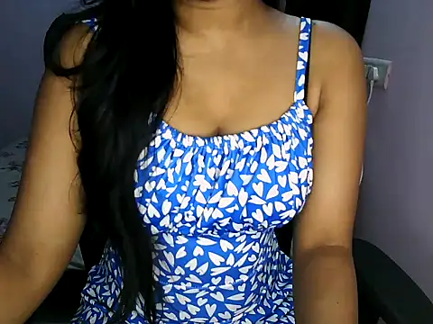 Snapshot of Brownie_baby chatting on October 13, 2025, 9:55 am Brownie baby online show from October 13, 2025, 9:55 am