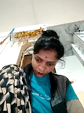 Snapshot of Sonam_dhakad chatting on February 5, 2026, 3:41 pm Sonam dhakad online show from February 5, 2026, 3:41 pm