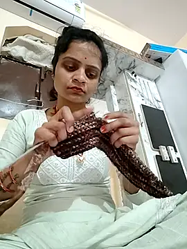 Snapshot of Sonam_dhakad chatting on November 21, 2025, 1:21 pm Sonam dhakad online show from November 21, 2025, 1:21 pm