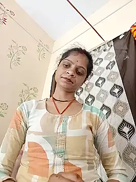 Snapshot of Sonam_dhakad chatting on October 12, 2025, 9:21 am Sonam dhakad online show from October 12, 2025, 9:21 am