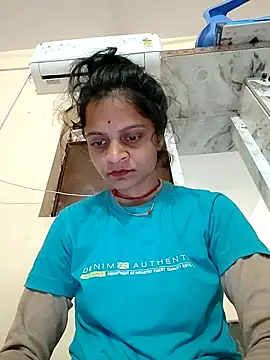 Snapshot of Sonam_dhakad chatting on December 19, 2025, 2:15 am Sonam dhakad online show from December 19, 2025, 2:15 am