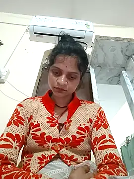 Snapshot of Sonam_dhakad chatting on December 1, 2025, 3:24 pm Sonam dhakad online show from December 1, 2025, 3:24 pm