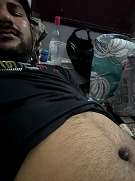 Snapshot of DeepakFucker01 chatting on October 5, 2025, 11:01 am DeepakFucker01 online show from October 5, 2025, 11:01 am