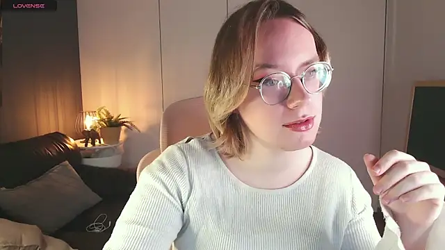 Snapshot of Amanda_Butlerr chatting on May 6, 2026, 8:29 am Amanda Butlerr online show from May 6, 2026, 8:29 am