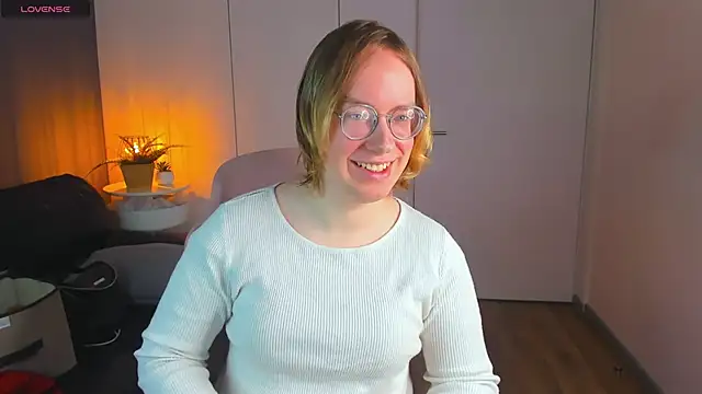 Snapshot of Amanda_Butlerr chatting on April 4, 2026, 1:39 pm Amanda Butlerr online show from April 4, 2026, 1:39 pm