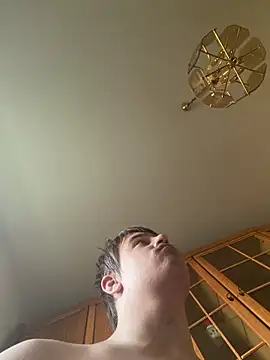 pussyhunter323557 online show from April 23, 2026, 6:20 am