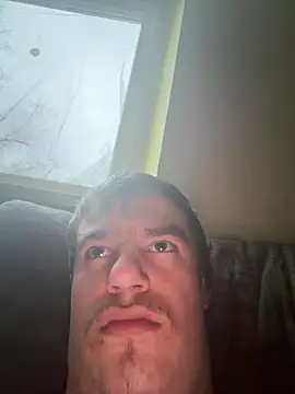 pussyhunter323557 online show from April 10, 2026, 5:31 pm