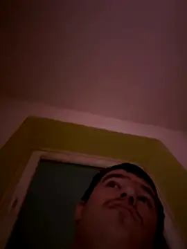 Snapshot of pussyhunter323557 chatting on December 1, 2025, 4:30 pm pussyhunter323557 online show from December 1, 2025, 4:30 pm