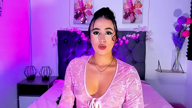 SagiraBelle online show from April 16, 2026, 5:25 pm