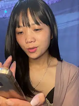 Snapshot of thaoyeuuu chatting on September 9, 2025, 2:59 pm thaoyeuuu online show from September 9, 2025, 2:59 pm