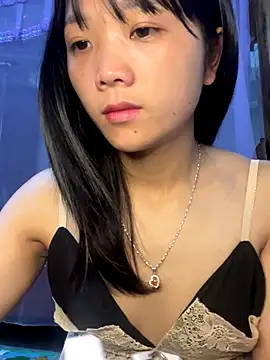 Snapshot of thaoyeuuu chatting on September 11, 2025, 1:49 am thaoyeuuu online show from September 11, 2025, 1:49 am