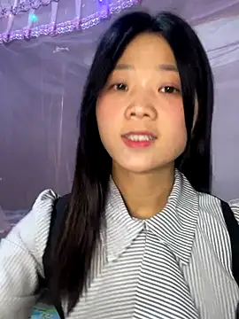 Snapshot of thaoyeuuu chatting on September 18, 2025, 3:20 am thaoyeuuu online show from September 18, 2025, 3:20 am
