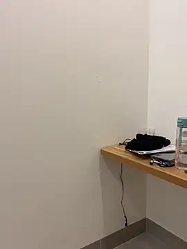 Snapshot of bunny_b4nny chatting on October 22, 2025, 3:33 pm bunny b4nny online show from October 22, 2025, 3:33 pm