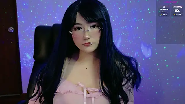 Livelle69 online show from October 28, 2025, 3:18 am