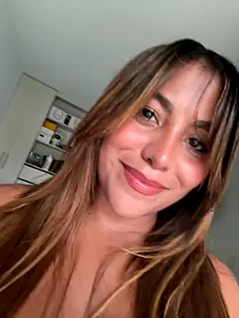 MegannHills online show from September 18, 2025, 4:43 pm