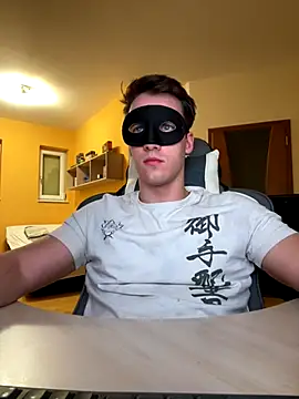 Raveman online show from November 30, 2025, 3:13 pm