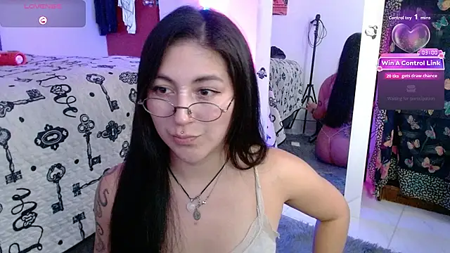 lilitth777 online show from February 28, 2026, 9:58 pm