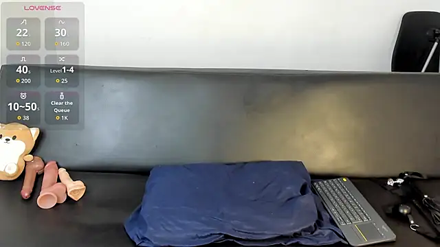 zarek lux online show from March 28, 2026, 3:02 pm