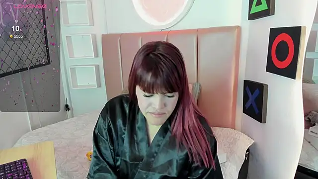Snapshot of evaa_jones1 chatting on September 25, 2025, 1:50 pm evaa jones1 online show from September 25, 2025, 1:50 pm