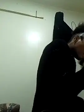 Snapshot of Shantall_ks chatting on February 7, 2026, 3:25 am Shantall ks online show from February 7, 2026, 3:25 am