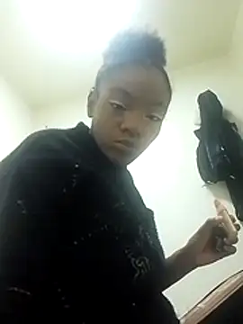 Shantall ks online show from March 8, 2026, 3:21 am