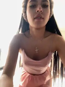 Victoria alson online show from November 5, 2025, 1:03 pm