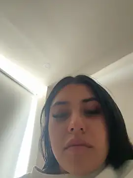 Victoria alson online show from November 6, 2025, 7:07 pm